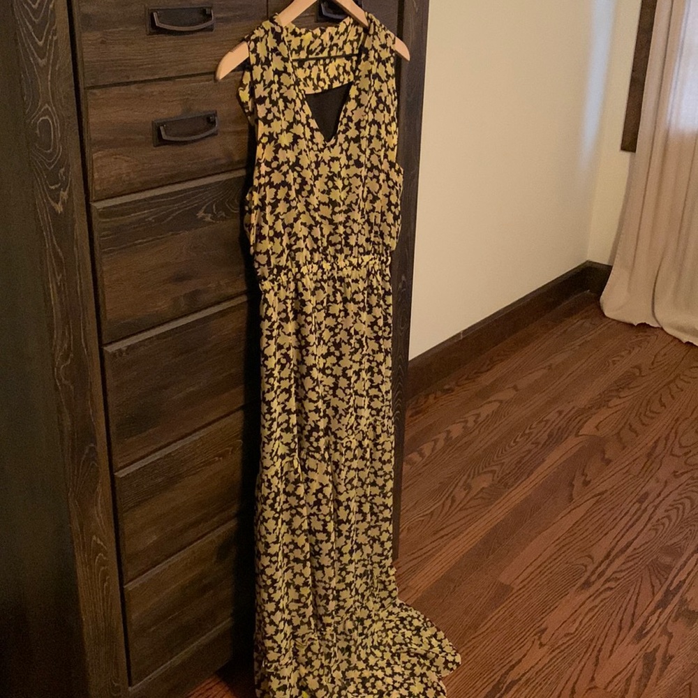 Womens floral maxi dress